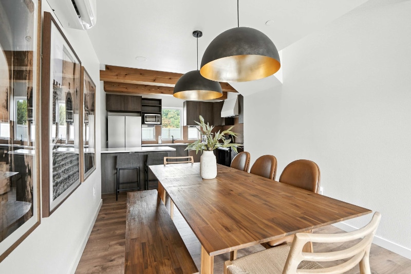 Building Photo - 925 NE 23rd Ave