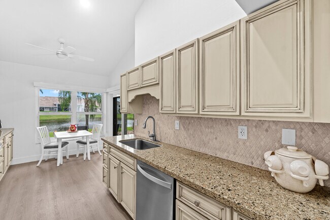 Building Photo - 5097 Windsor Parke Dr