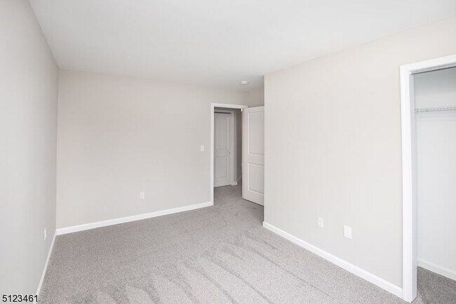 Building Photo - 96 Arlene Ct