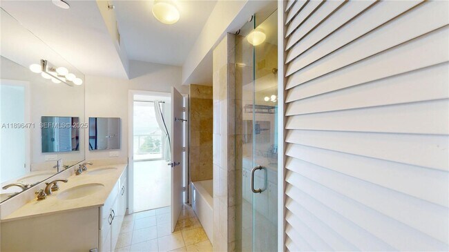 Building Photo - 6365 Collins Ave