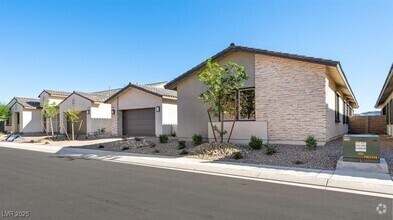 Building Photo - 369 Portus Delphini Ct