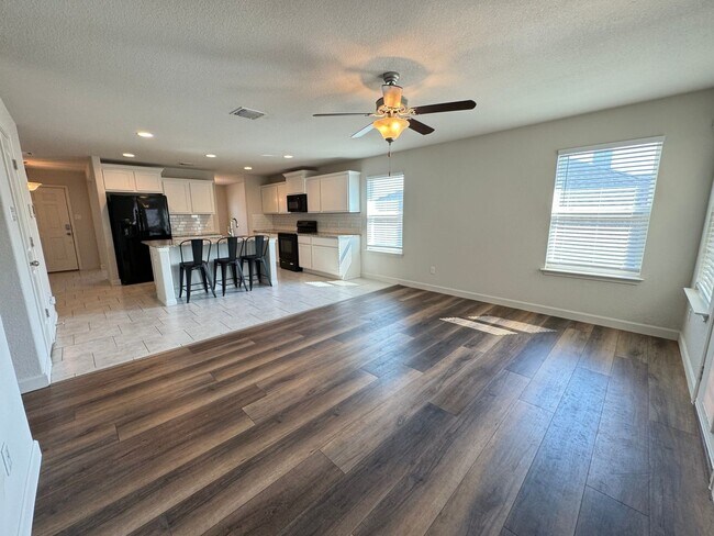 Building Photo - 3802 Appalachian Trl