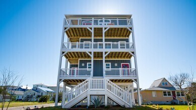 Building Photo - TIME TO SECURE A PROPERTY FOR THE FALL OF ...