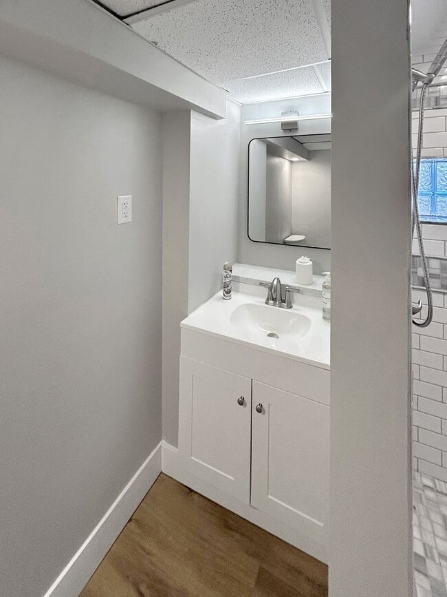 Building Photo - Welcome to this newly remodeled gem located in the heart of Collier, PA.