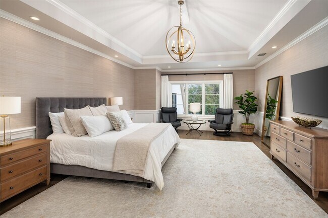 Building Photo - 3537 Villanova St