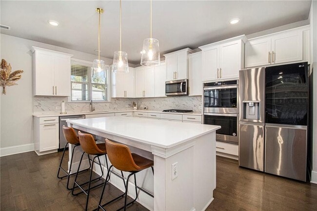 Building Photo - 603 Skye Ct