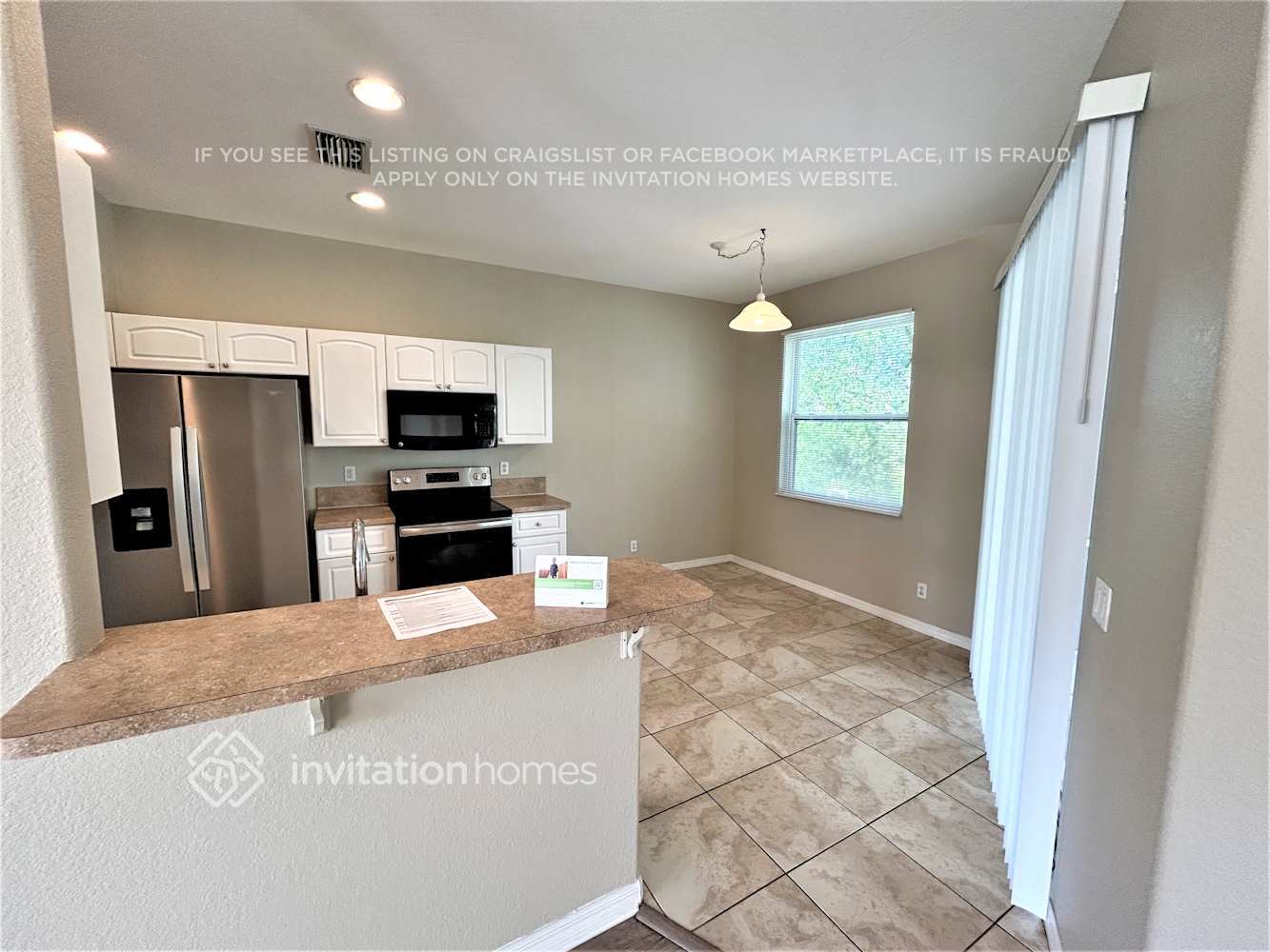 Building Photo - 4459 Cinderella Cir