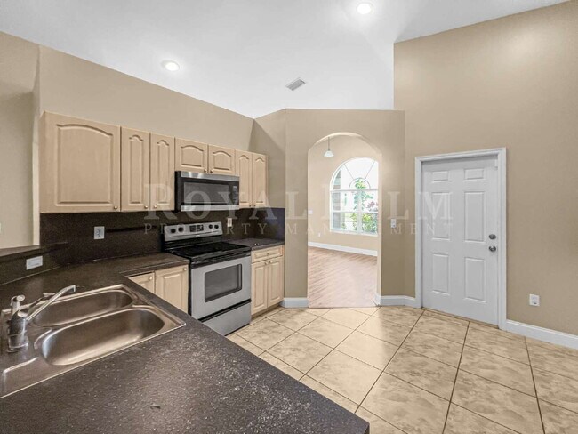 Building Photo - 3BR/2BA Cape Coral Home You'll Compare Every Other Rental To