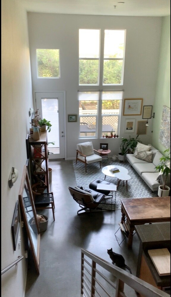 Building Photo - 655 12th St