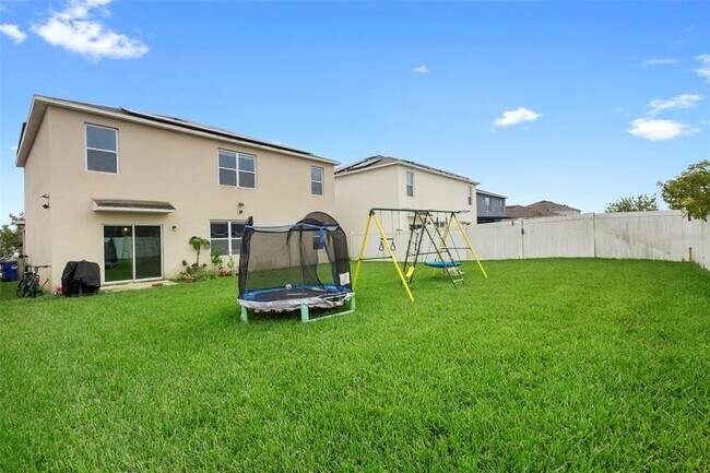 Building Photo - 5125 Fiddlewood Way
