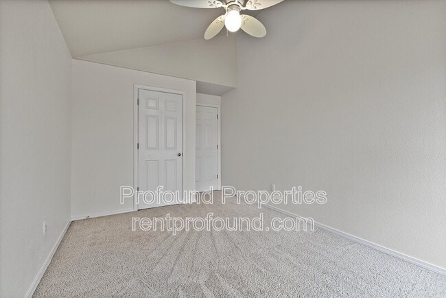 Building Photo - 17634 SW September Ln