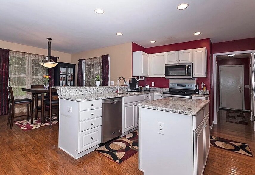 Building Photo - 4263 Goldenwood Dr