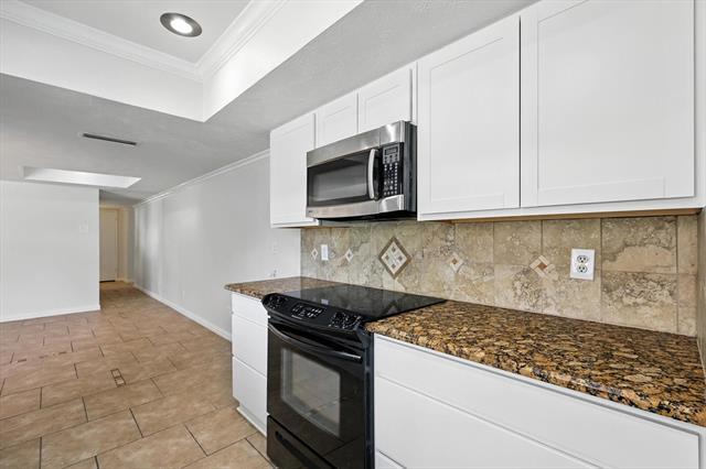 Building Photo - 5024 Middleton Cir