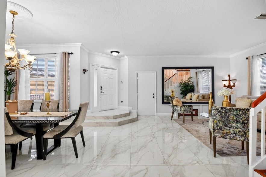 Building Photo - 5029 Starblaze Dr