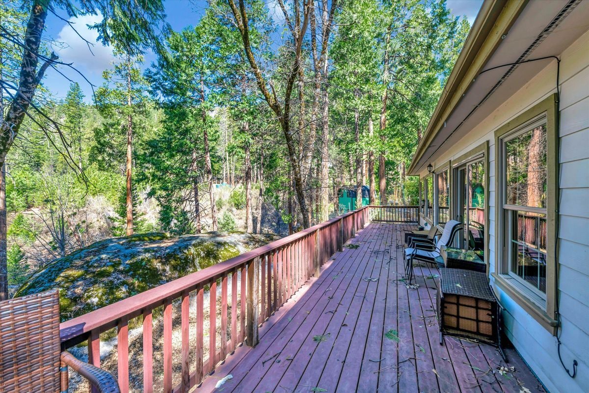 Building Photo - 1312 Squaw Rock Trail