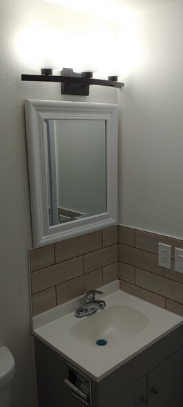 1/2 Bath with W/D - 178 North 12th Street