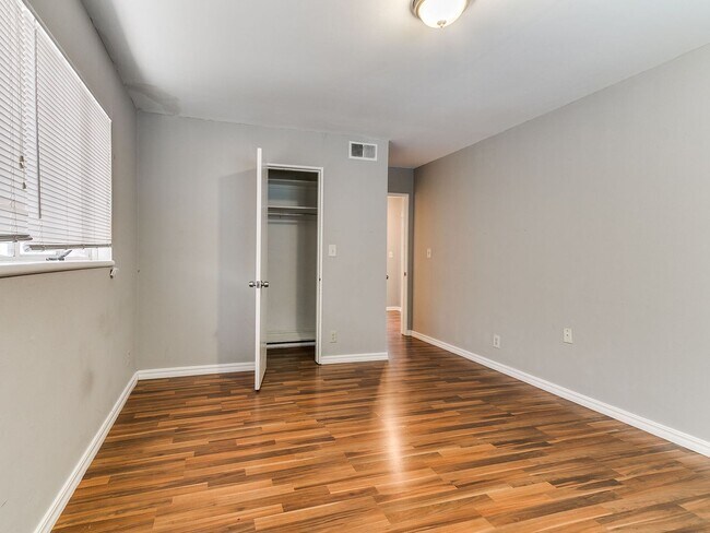 Building Photo - 3920 N Classen Blvd