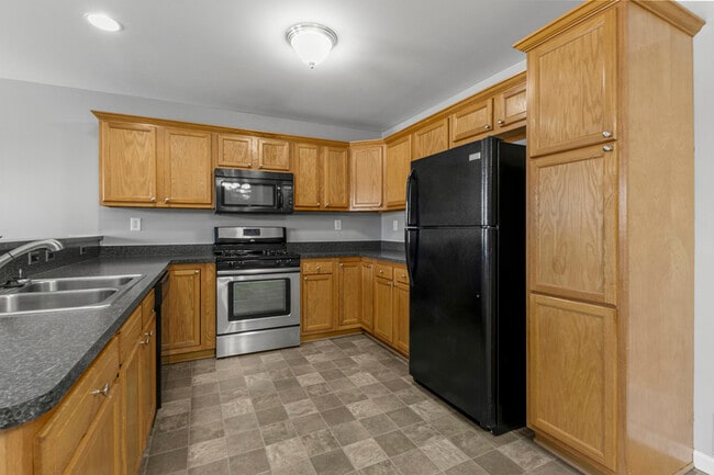 Building Photo - 13165 Turnberry