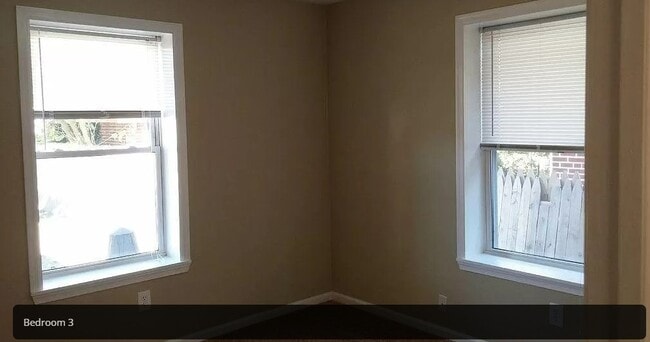 Building Photo - 21 W 2nd Ave