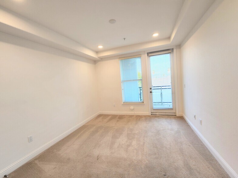 Bedroom 1 opening to balcony with a view - 2585 El Camino Real