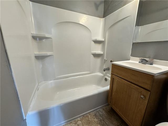 Building Photo - 141 Rosewood Dr