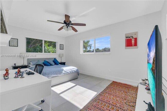 Building Photo - 7465 SW 135th St