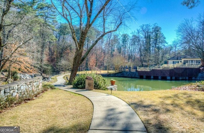 Building Photo - 27207 Plantation Dr NE