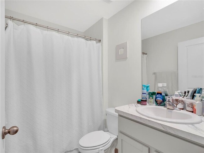 Building Photo - 16702 Carlton Pond St