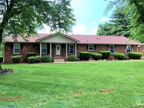 Building Photo - Magnolia Drive