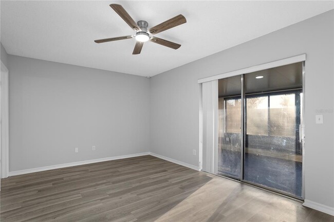 Building Photo - 5852 Shale Ct