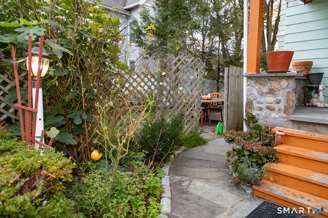 Building Photo - 51 Osborne Ave