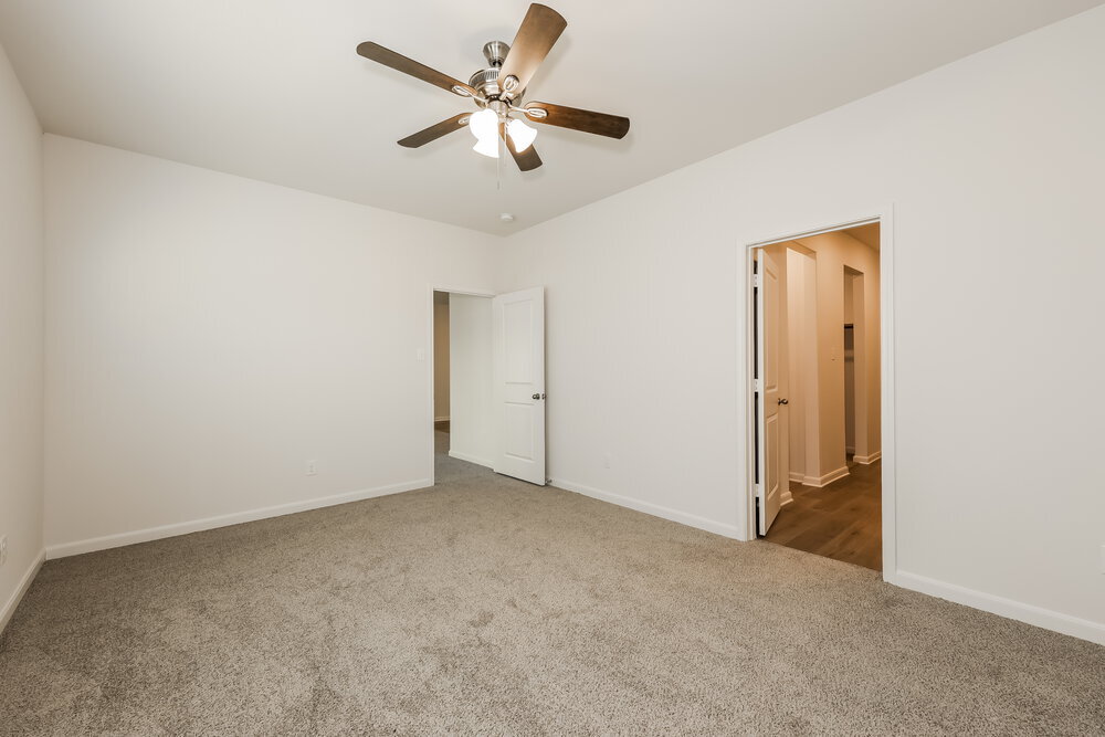 Building Photo - 1532 Woodwinds Dr