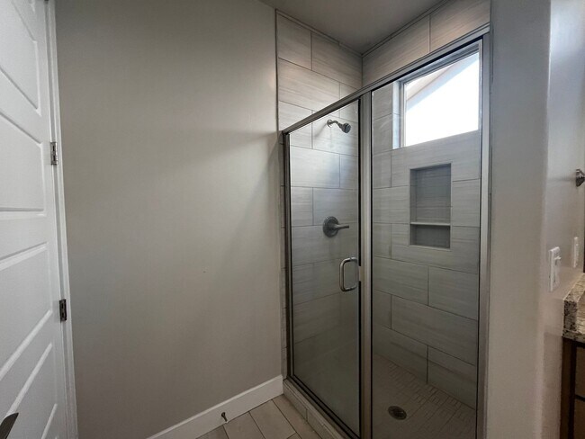Building Photo - ADORABLE HOME IN BRIO FOR RENT!