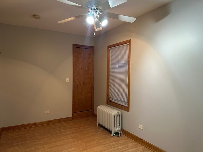 Building Photo - 1304 S 50th Ave