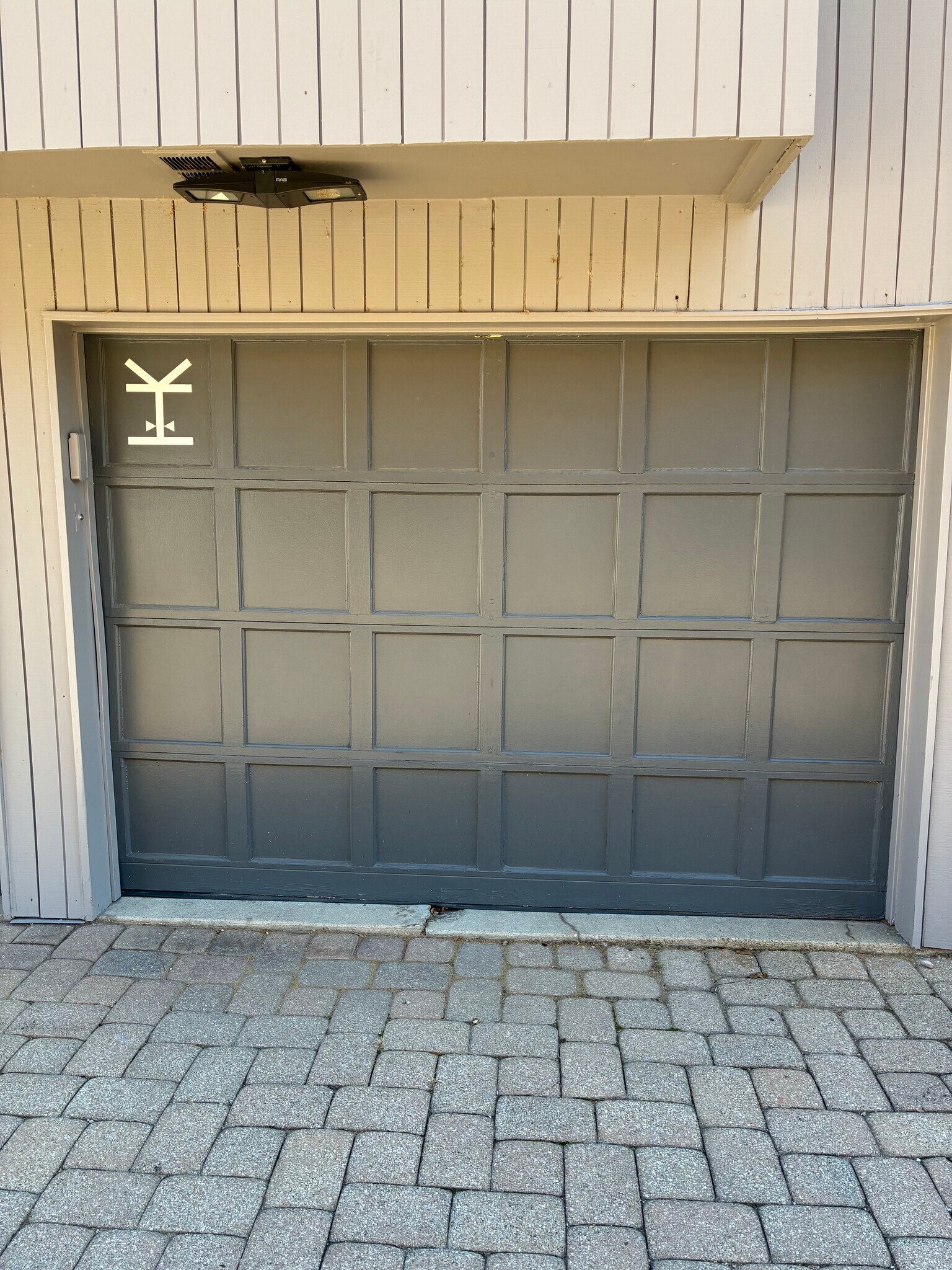 Garage Exterior - 1040 Hatch St