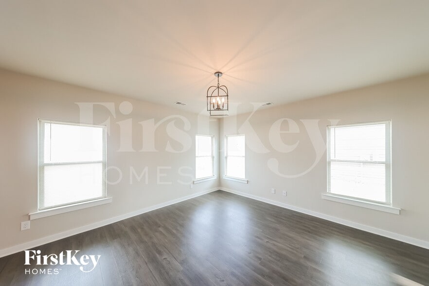 Building Photo - 40 Co Rd 1702