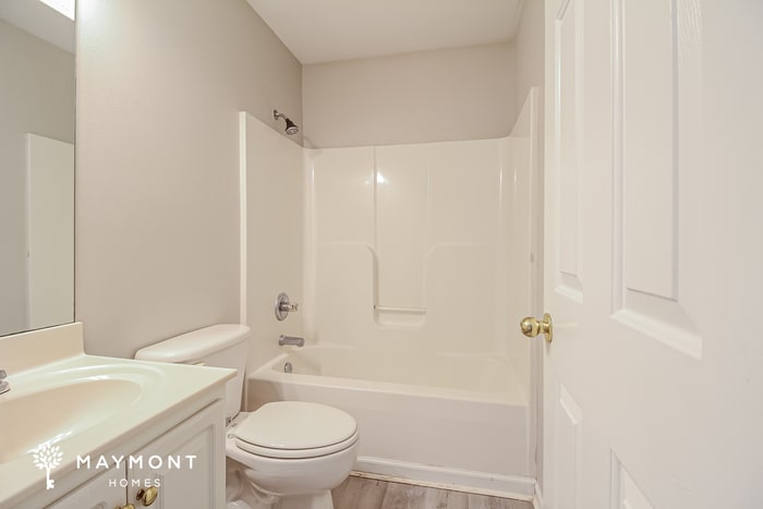 Building Photo - 302 Yukon Dr