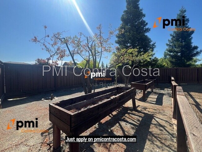 Building Photo - 680 Monte Verde Ln