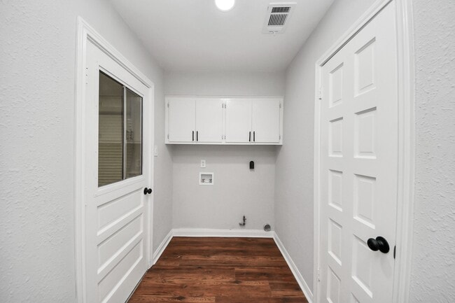 Building Photo - 18330 Cape Bahamas Ln