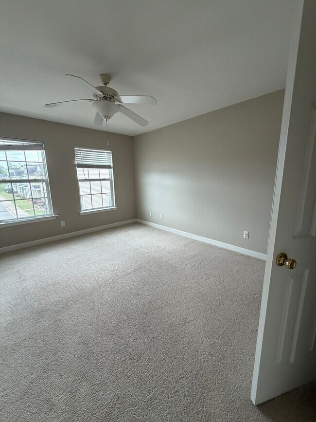Building Photo - 410 Conley Dr