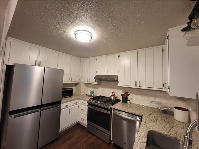 Building Photo - 3992 Joshua Ln