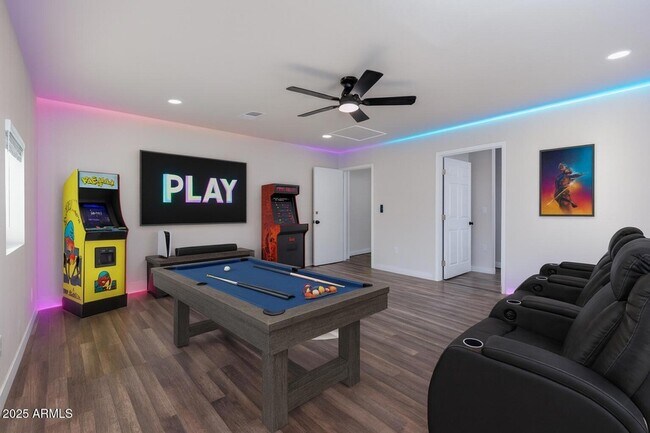 Building Photo - 2936 W Michelle Dr