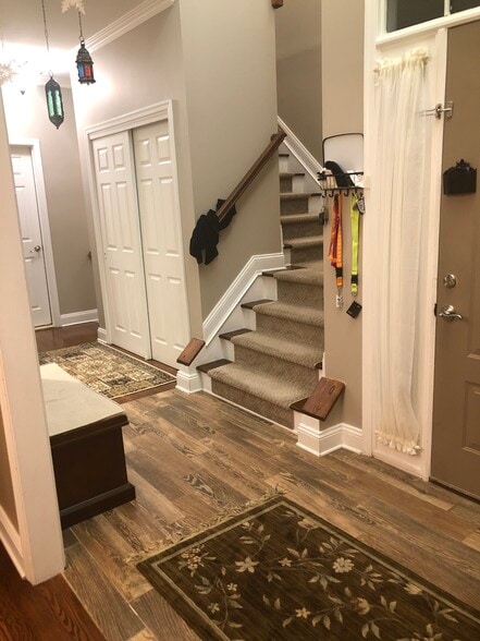 Building Photo - 1 Newell St