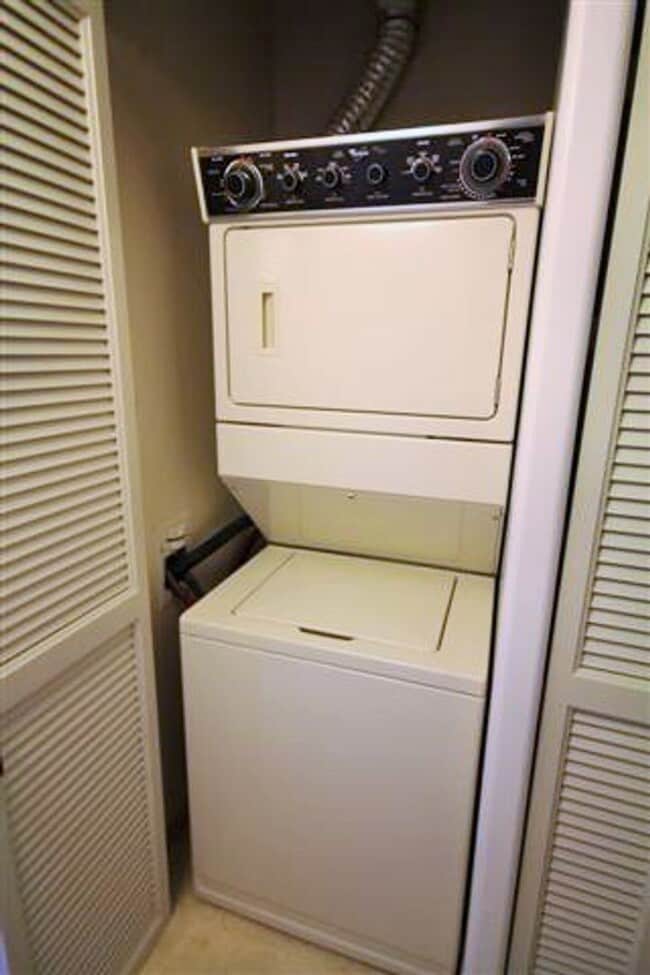 Building Photo - HONOLULU PARK PLACE - Newly Renovated Spacious 1 Bedroom, 1 Bathroom, 1 Parking & Lanai!