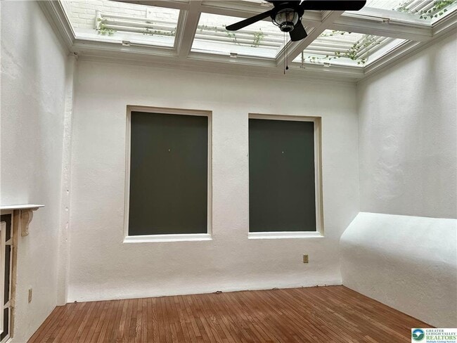 Building Photo - 147 S 4th St