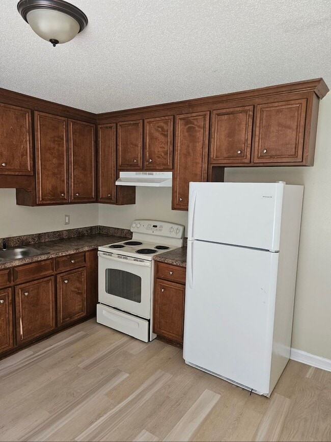 Building Photo - New Rental Available-Move In Ready