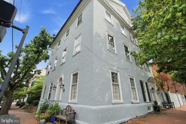 Building Photo - 520 Prince St
