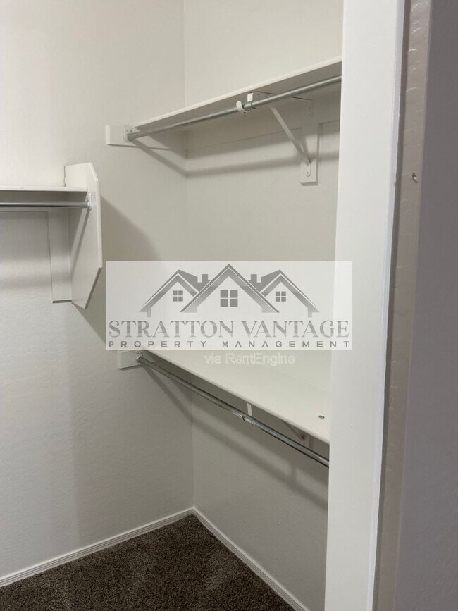 Building Photo - 5437 W Maldonado Rd