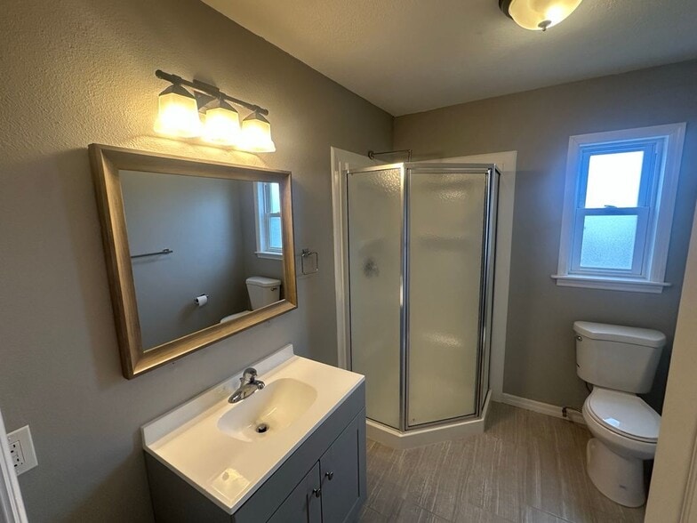 Building Photo - 1221 Court St