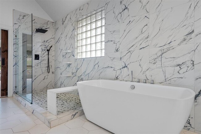 Building Photo - 12105 Portobella Dr